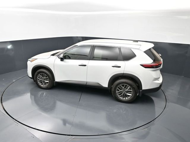Certified 2025 Nissan Rogue S image 16
