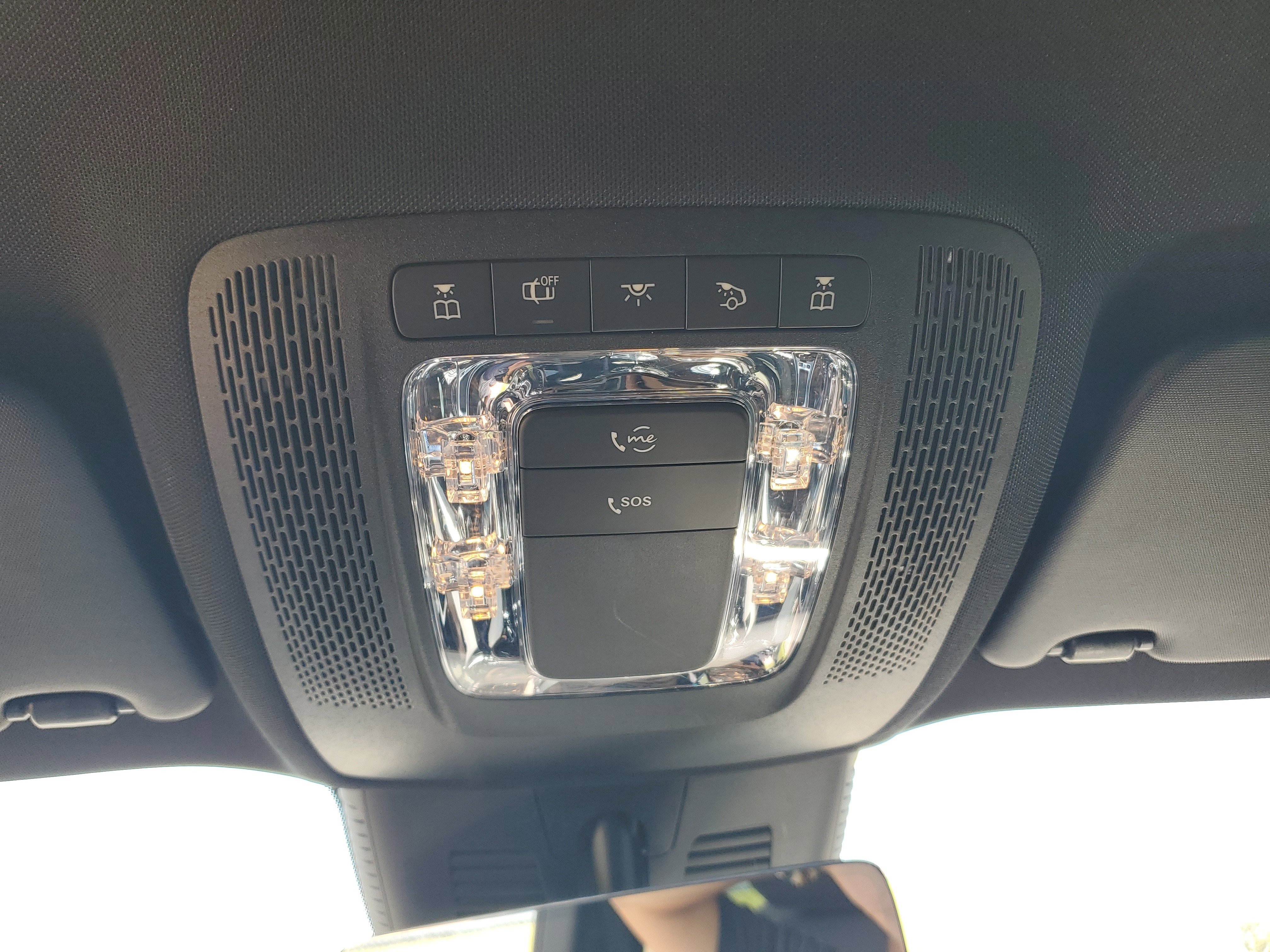 Certified 2025 Mercedes-Benz GLB 250 image 31