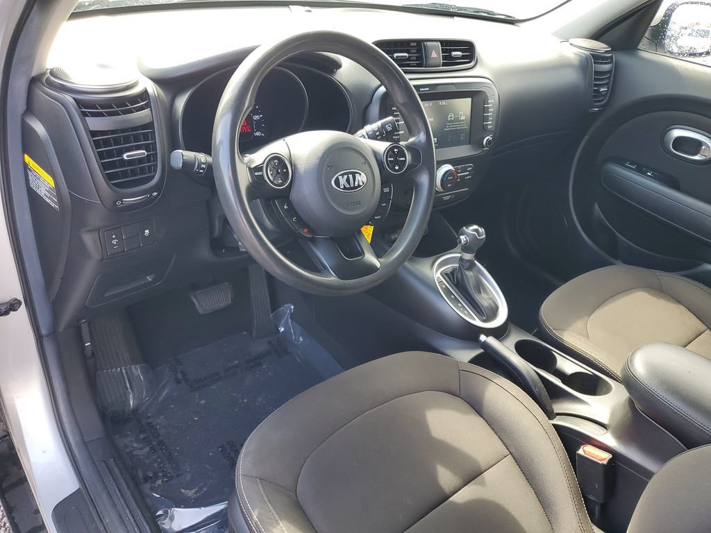 Used 2019 Kia Soul w/ Convenience Package FWD image 6