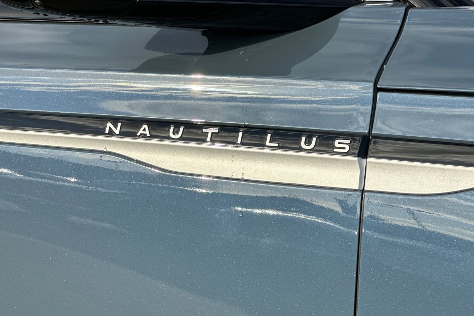 New 2026 Lincoln Nautilus Premier w/ Equipment Group 102A image 26