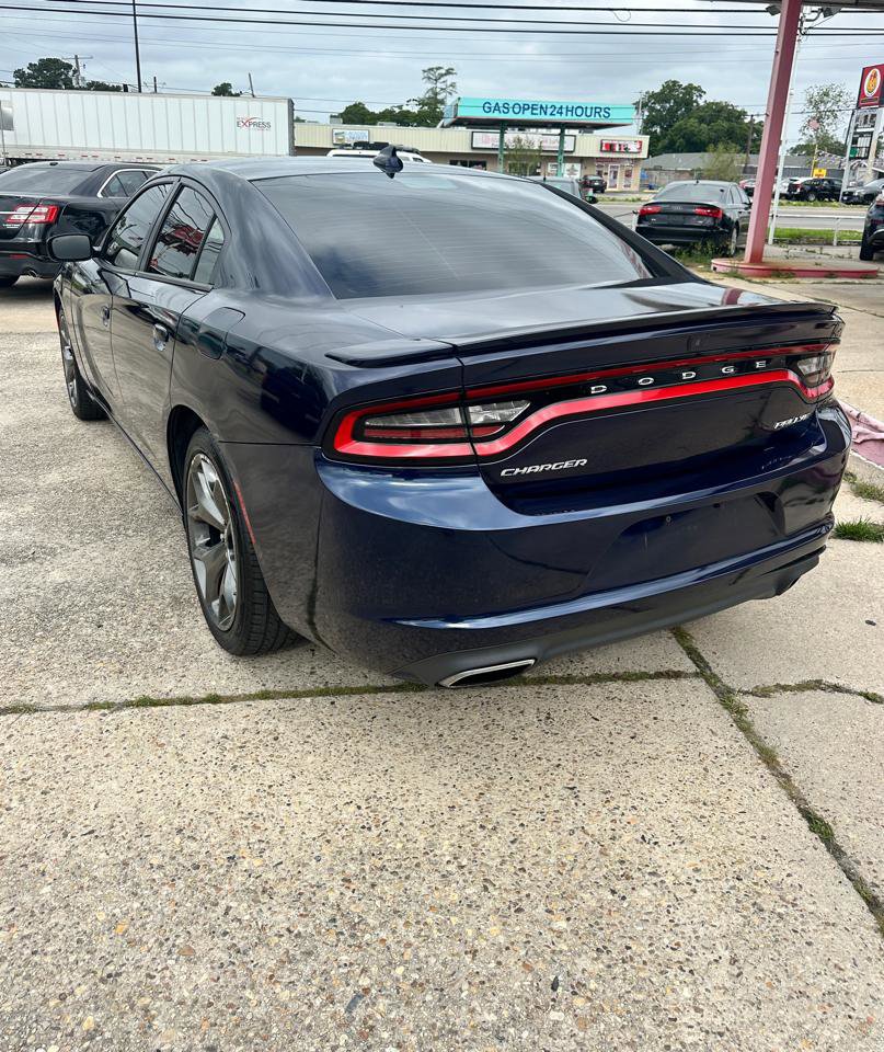 Used 2016 Dodge Charger SXT w/ Rallye Group image 9