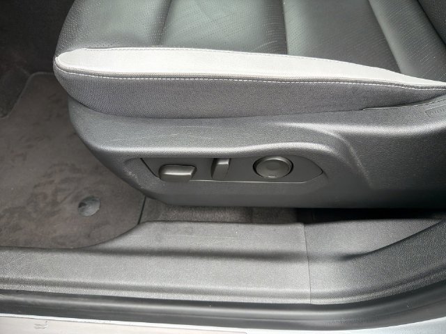 Certified 2025 Buick Envision Sport Touring AWD/4WD image 21