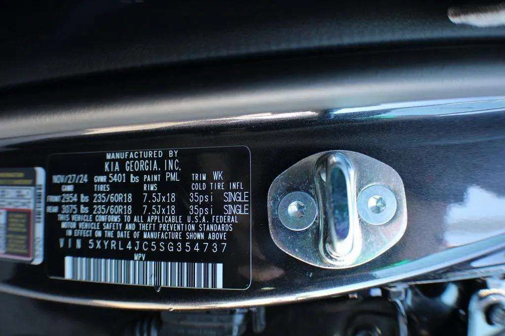 New 2025 Kia Sorento S w/ Panoramic Sunroof Package image 8