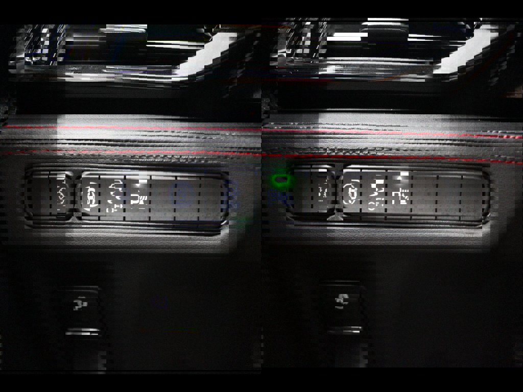 Used 2023 Acura MDX A-Spec image 28