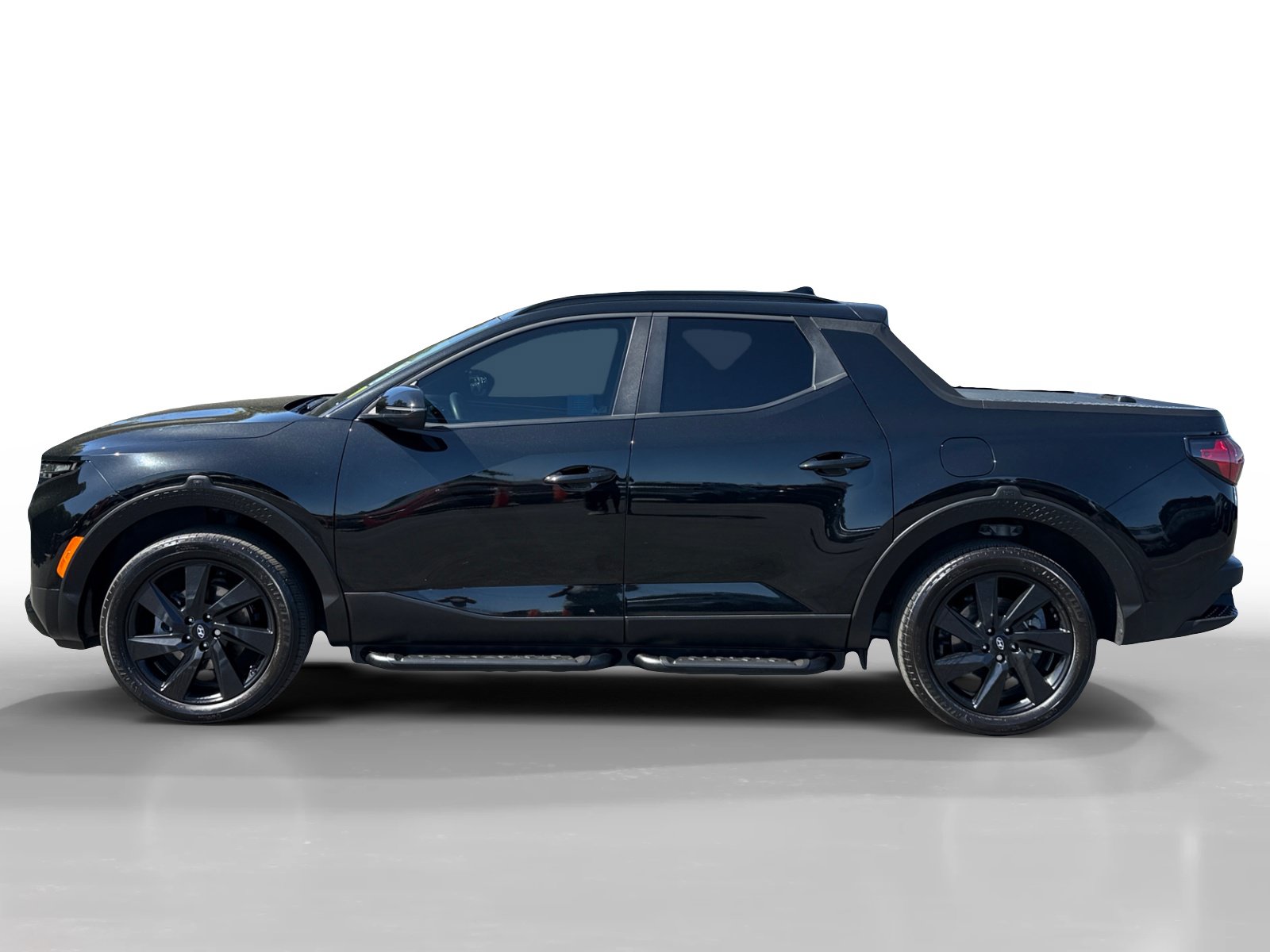 Certified 2024 Hyundai Santa Cruz Night AWD/4WD image 2
