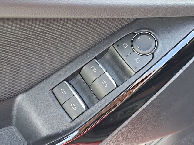 Used 2025 Chevrolet Equinox RS w/ Convenience Package III image 19