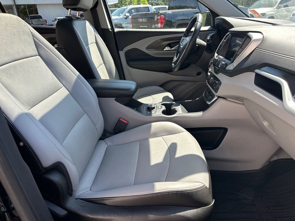 Used 2022 GMC Terrain SLT w/ Infotainment Package II FWD image 14