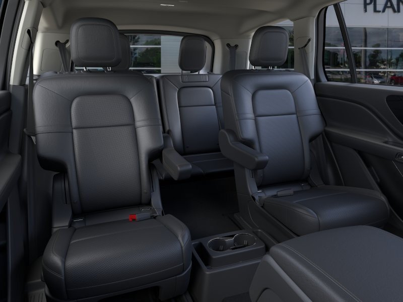 New 2026 Lincoln Aviator 2WD w/ Jet Appearance Package image 11