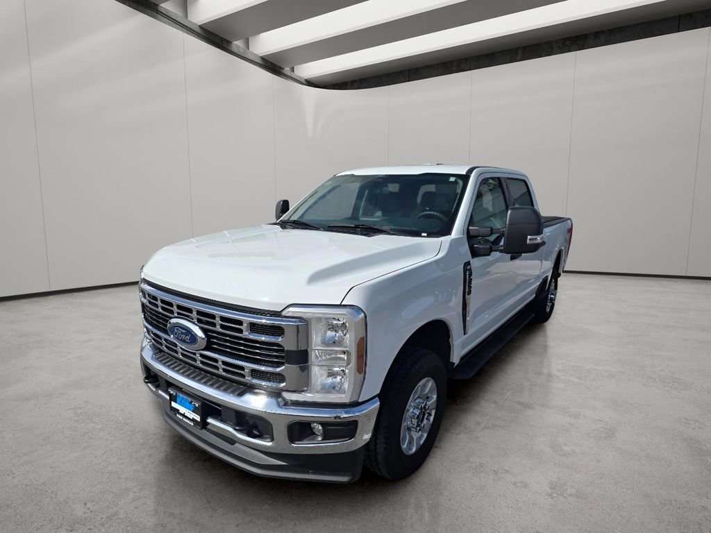 Used 2024 Ford F250 XLT w/ FX4 Off-Road Package image 2