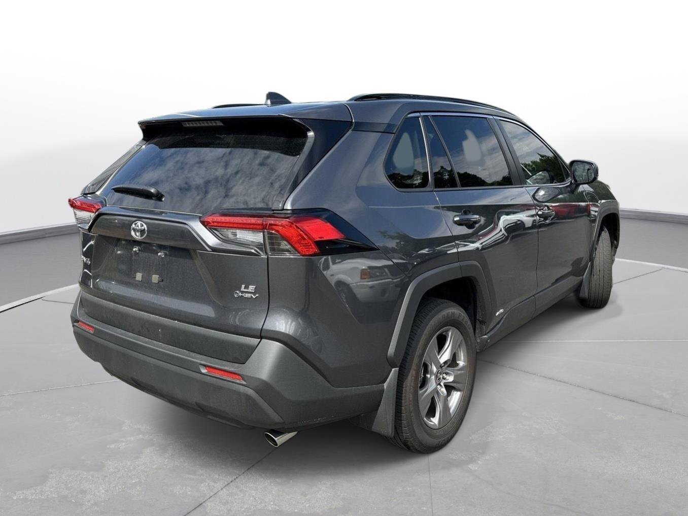 Certified 2025 Toyota RAV4 LE AWD/4WD image 6