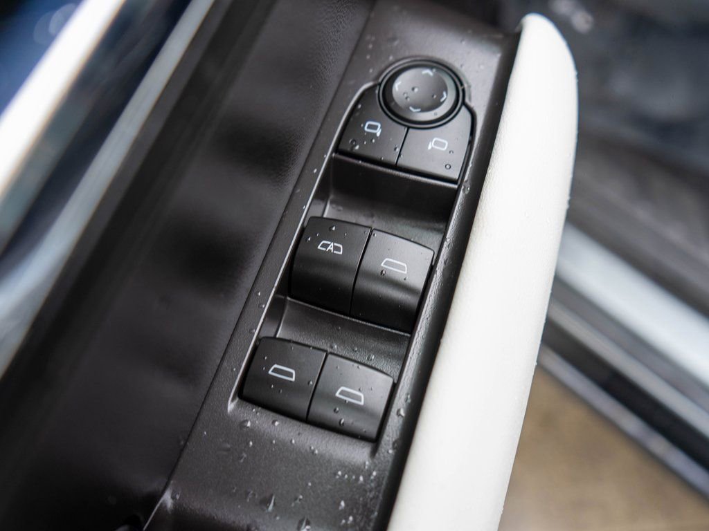 Used 2023 GMC Canyon AT4X image 17