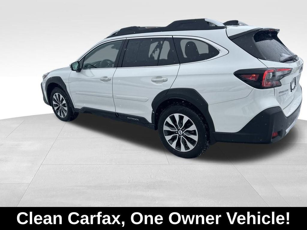 Used 2023 Subaru Outback Touring image 3