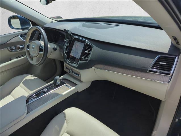 Used 2024 Volvo XC90 B5 Plus AWD/4WD image 22
