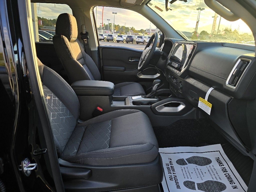 New 2026 Nissan Frontier SV image 12