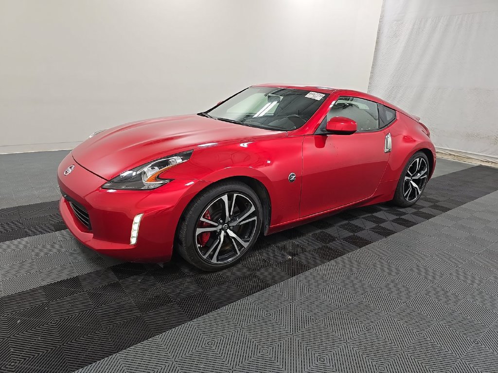 Used 2020 Nissan 370Z Coupe RWD image 6
