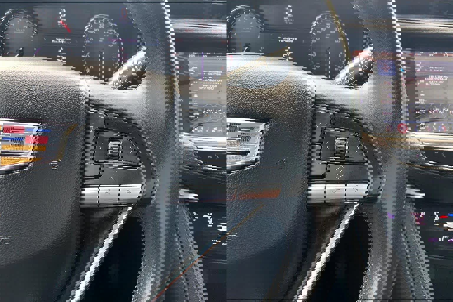 Used 2023 Cadillac XT6 Luxury FWD image 25