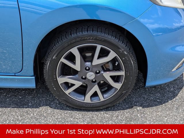 Used 2016 Nissan Versa Note SR w/ SR Tech Package FWD image 9