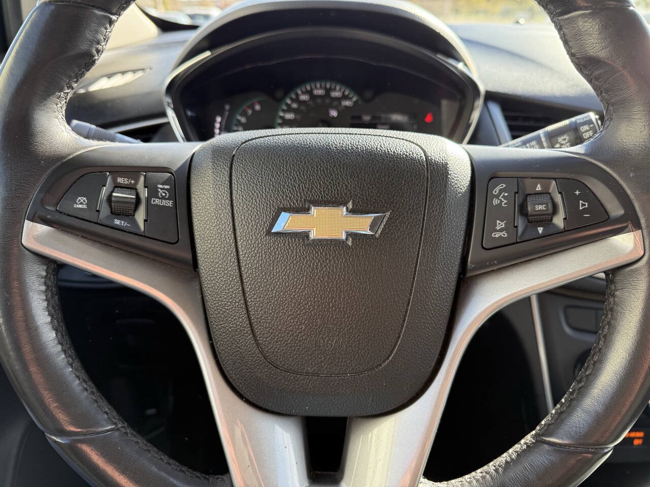 Used 2017 Chevrolet Trax LT w/ Driver Confidence Package AWD/4WD image 20