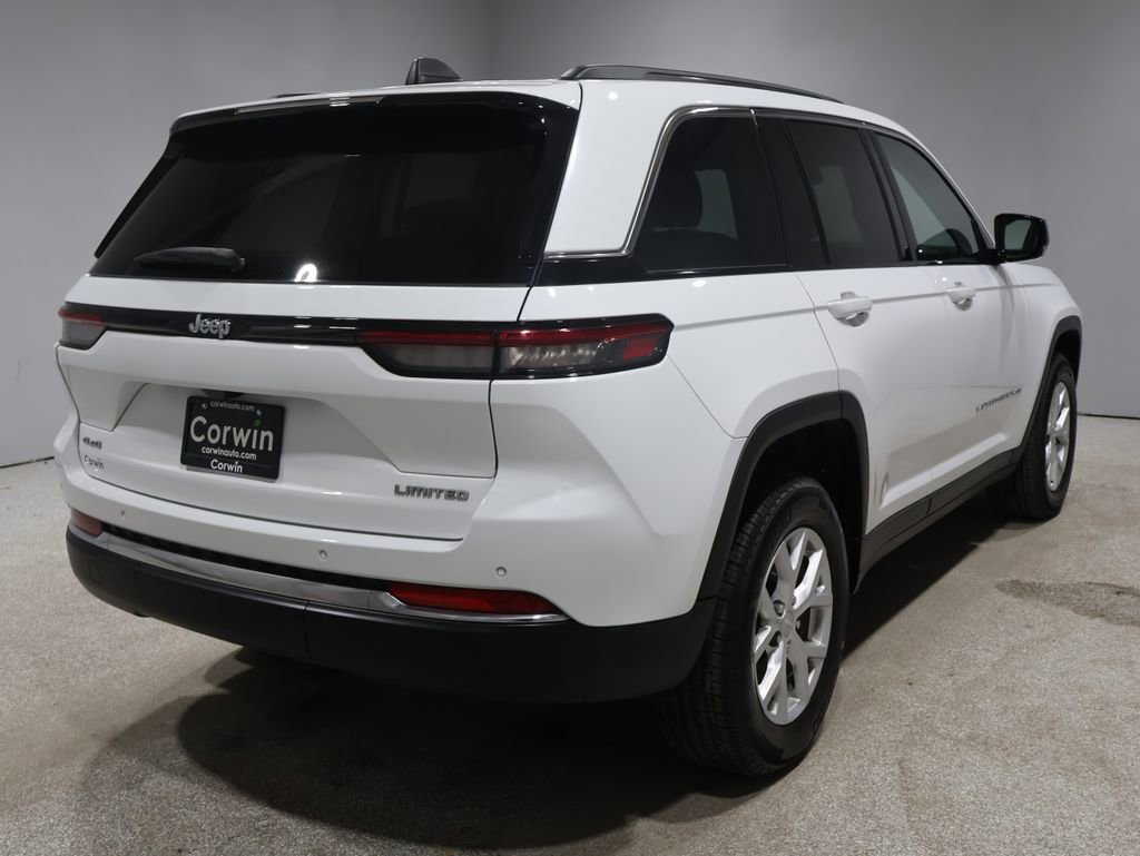 Certified 2023 Jeep Grand Cherokee Limited image 3