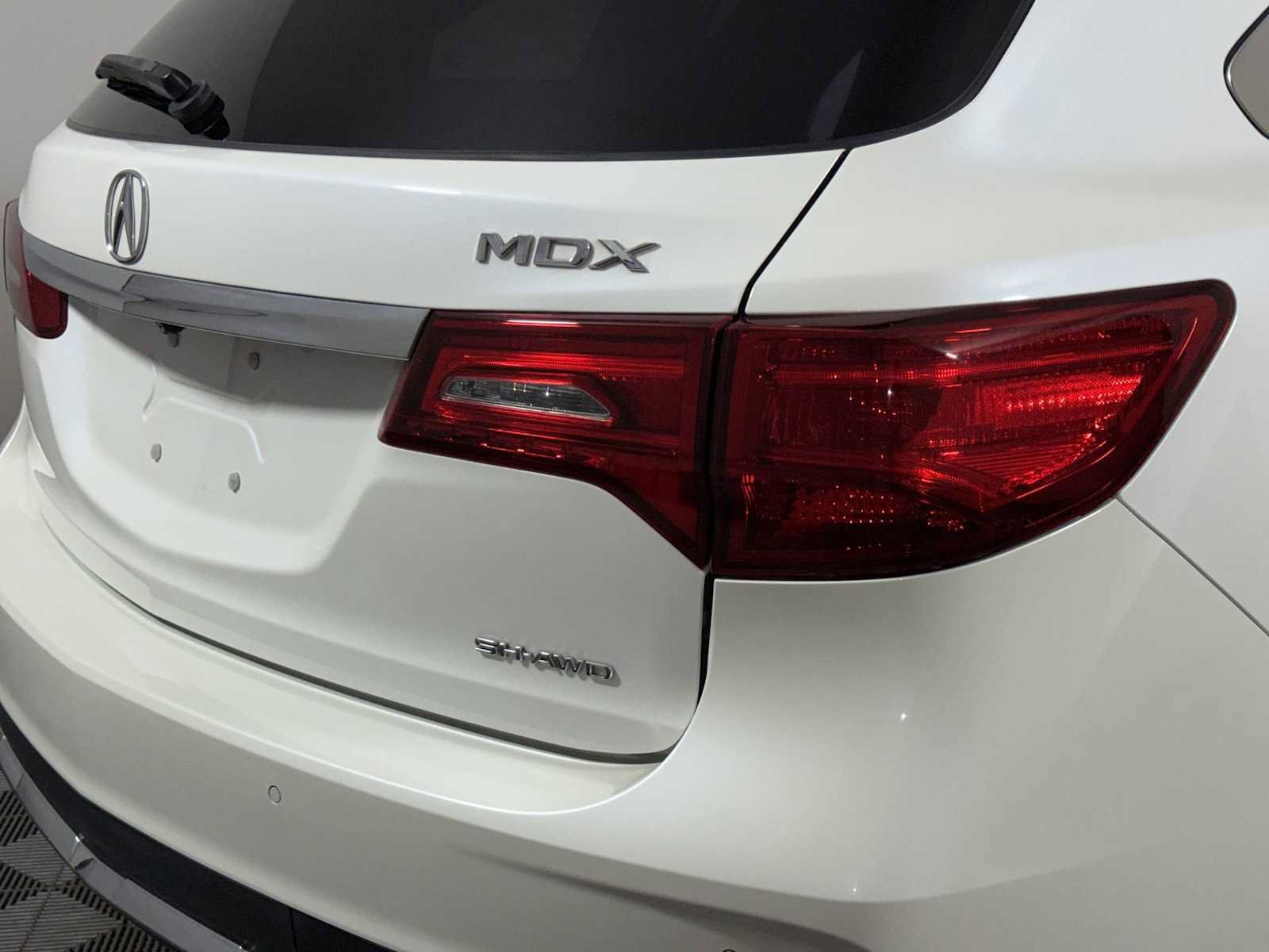 Used 2019 Acura MDX w/ Technology Package AWD/4WD image 28