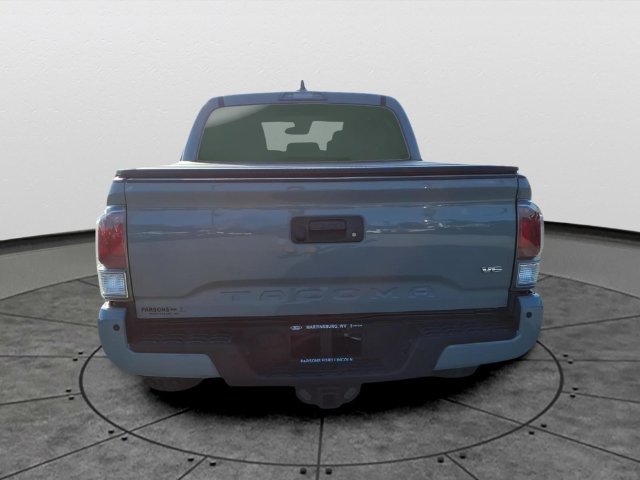 Used 2022 Toyota Tacoma TRD Off-Road w/ Technology Package AWD/4WD image 5