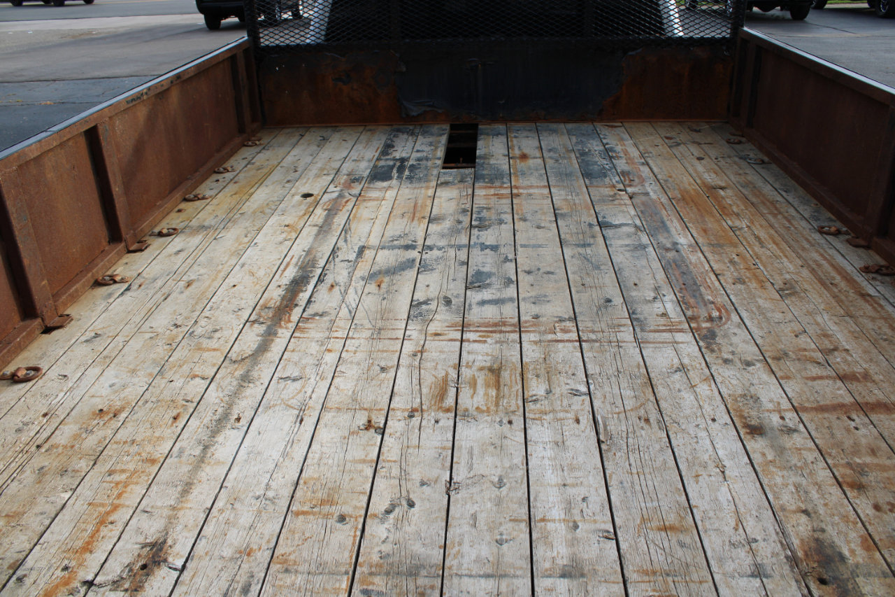 Used 2018 Ford F550 4x4 Crew Cab Super Duty w/ XLT Value Package image 7