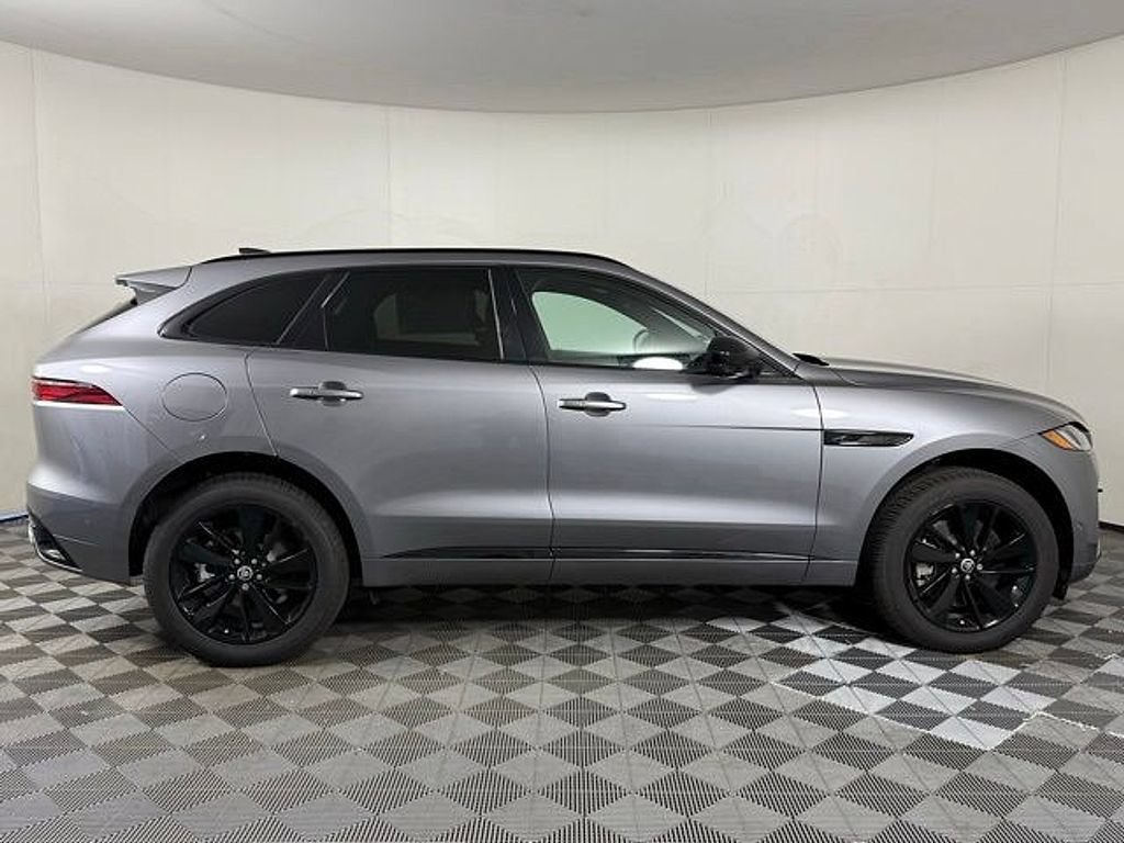 New 2026 Jaguar F-PACE R-Dynamic S AWD/4WD image 6