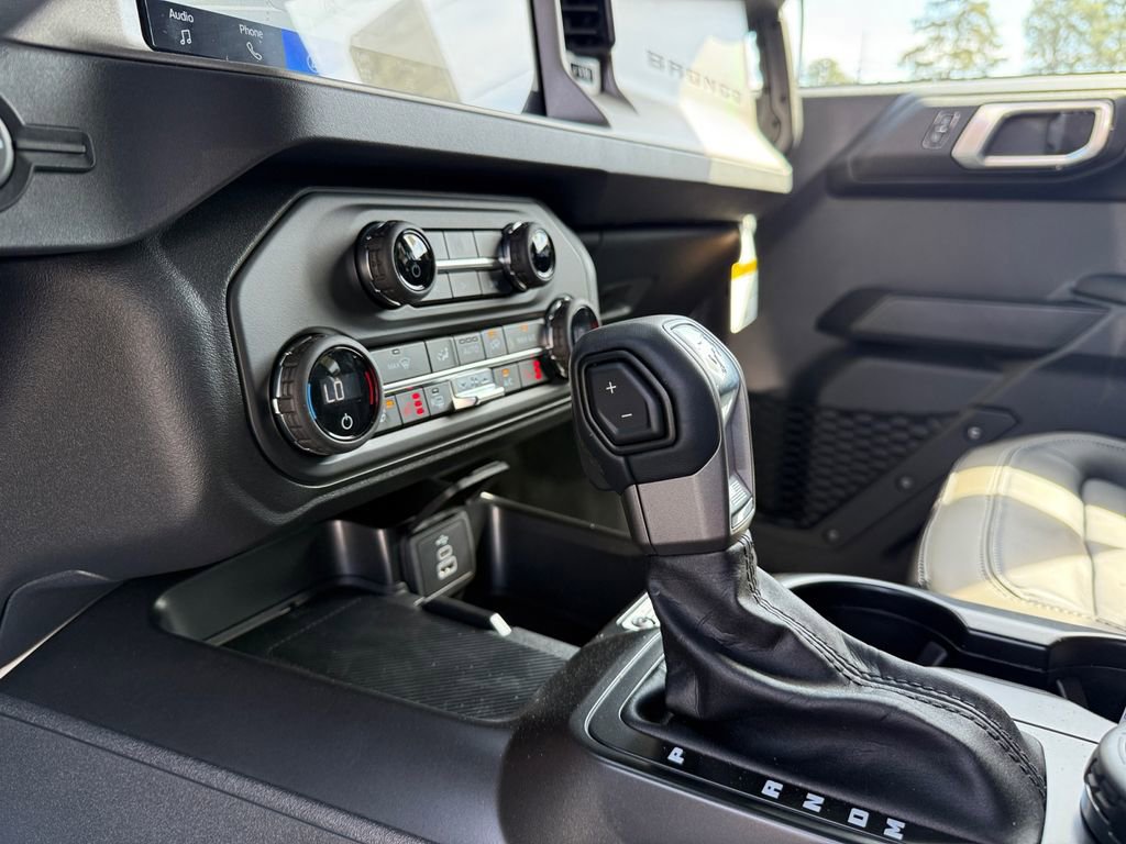 New 2026 Ford Bronco Outer Banks image 23