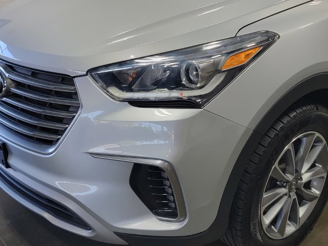 Used 2019 Hyundai Santa Fe XL SE AWD/4WD image 9