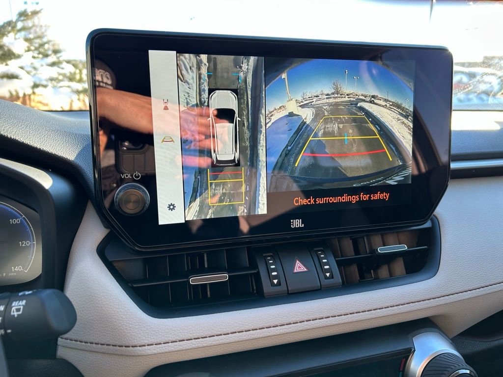 Used 2025 Toyota 4Runner TRD Off-Road Premium image 16