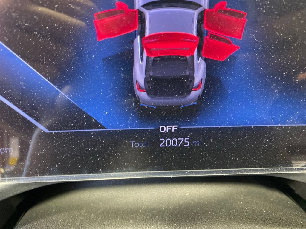Used 2023 BMW i4 eDrive35 w/ Premium Package RWD image 11