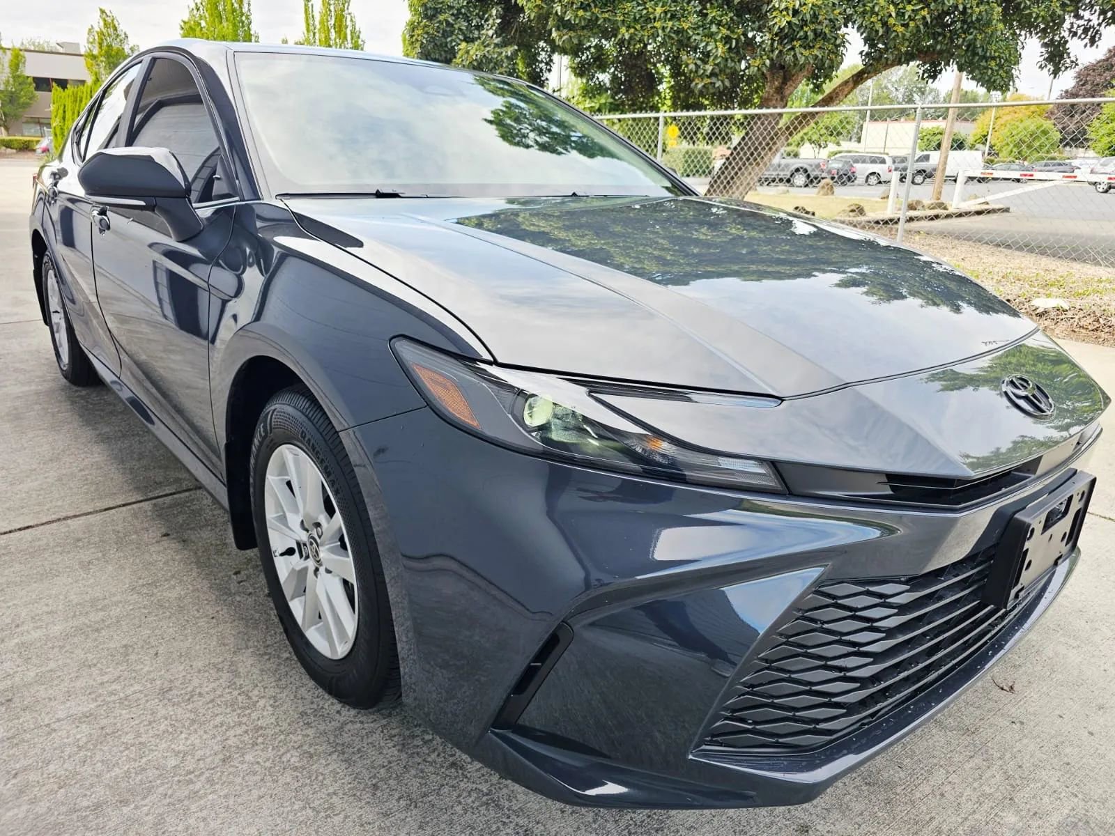 Used 2025 Toyota Camry LE image 7