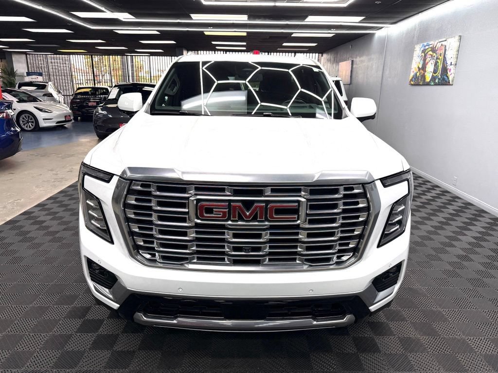 Used 2025 GMC Yukon Denali AWD/4WD image 6