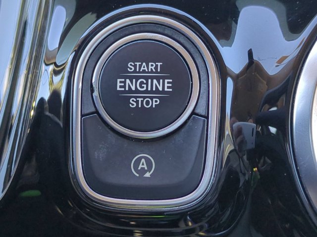 Used 2022 Mercedes-Benz GLA 250 4MATIC image 21