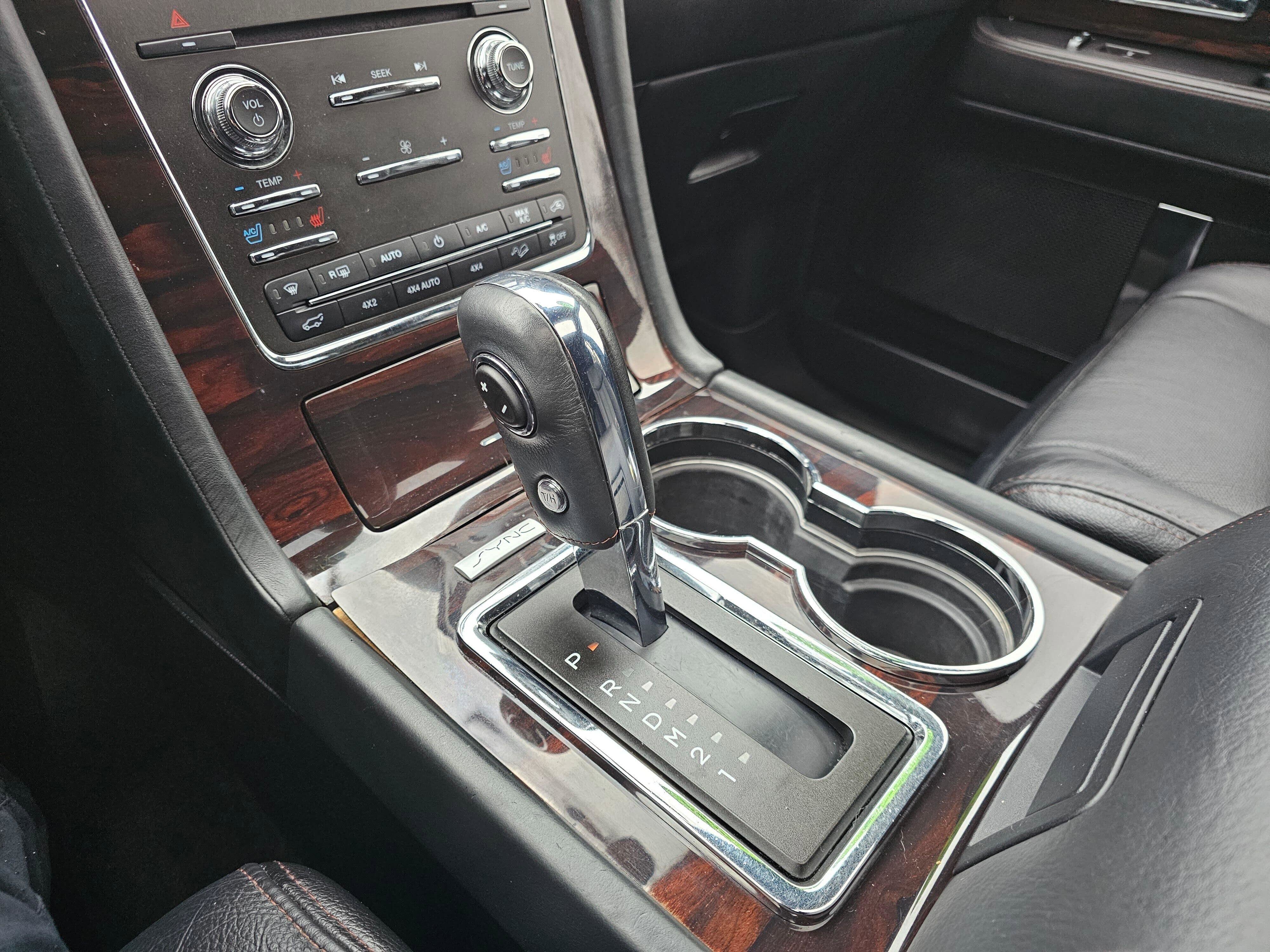 Used 2016 Lincoln Navigator L Reserve image 29