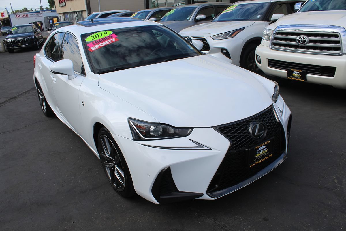 Used 2019 Lexus IS 300 F Sport w/ F Sport Package RWD image 8
