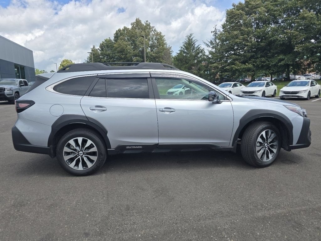 Used 2024 Subaru Outback Limited XT w/ Popular Package #2 AWD/4WD image 17