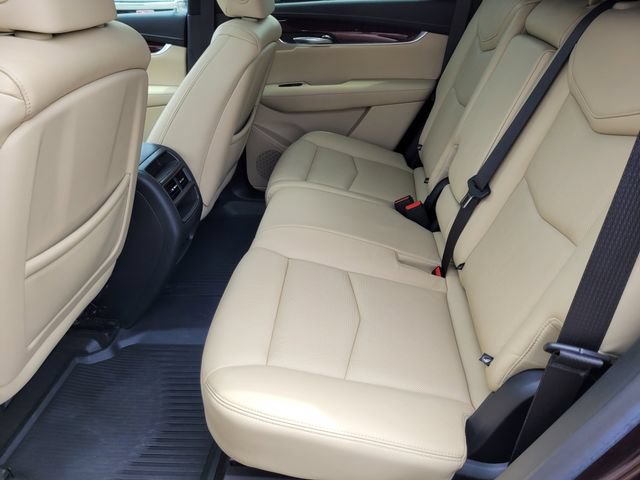 Used 2018 Cadillac XT5 Luxury w/ Driver Awareness Package FWD image 26