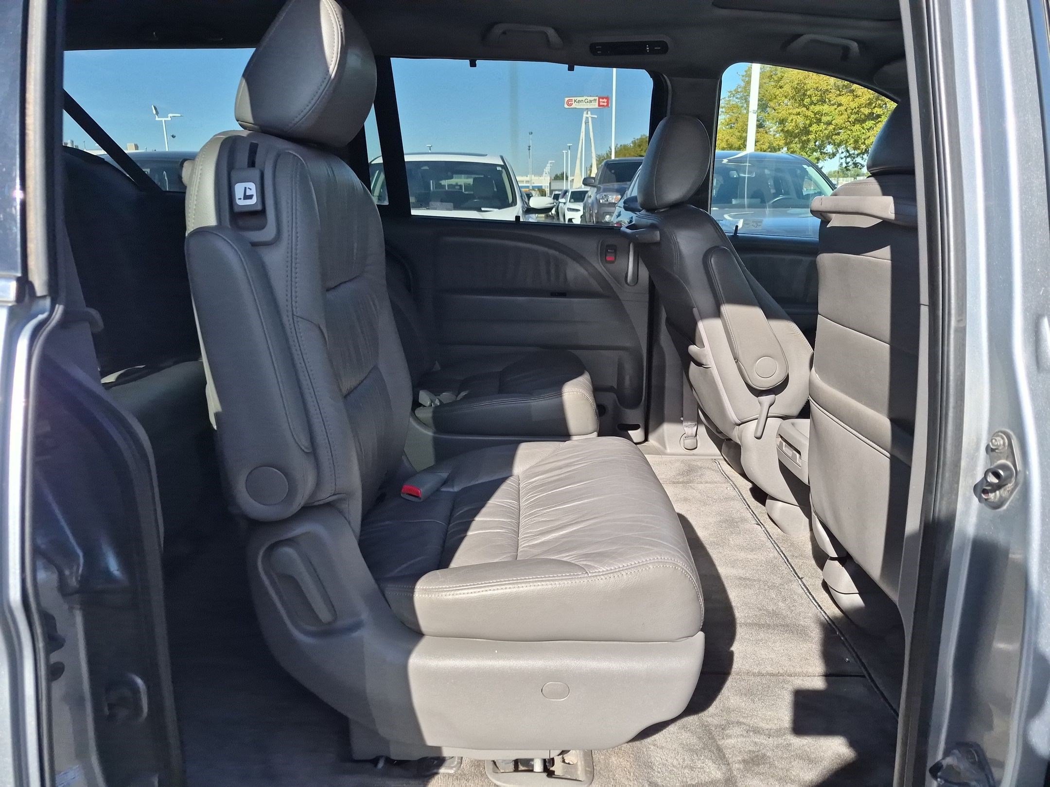 Used 2008 Honda Odyssey EX-L image 28