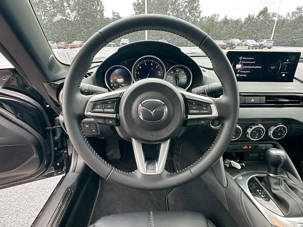Used 2025 MAZDA MX-5 Miata Grand Touring RWD image 15