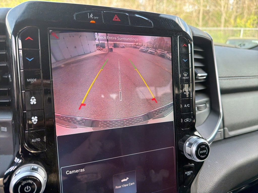 Used 2025 RAM 1500 Laramie image 9