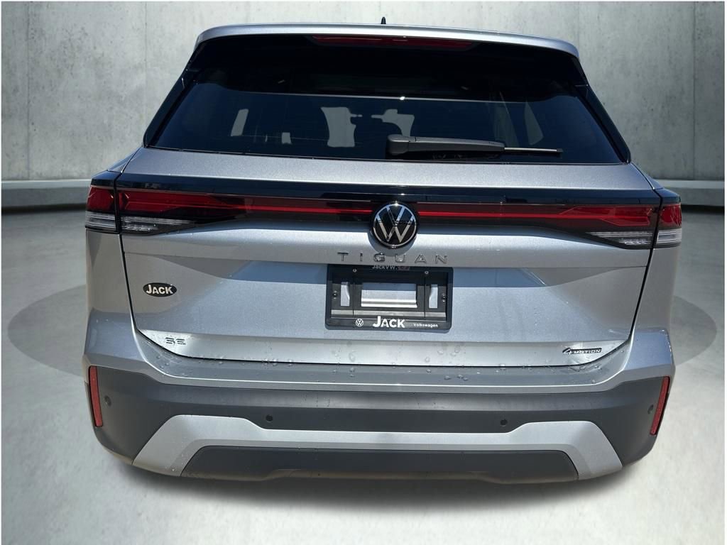 New 2026 Volkswagen Tiguan SE AWD/4WD image 4