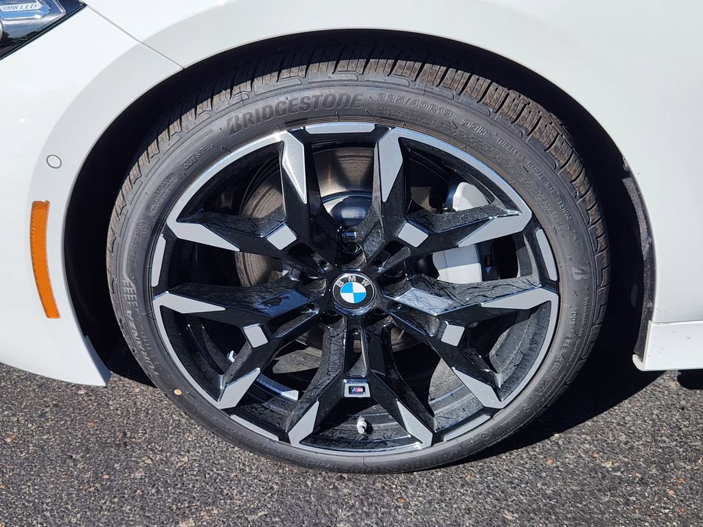 New 2026 BMW 330i xDrive Sedan w/ M Sport Package AWD/4WD image 7