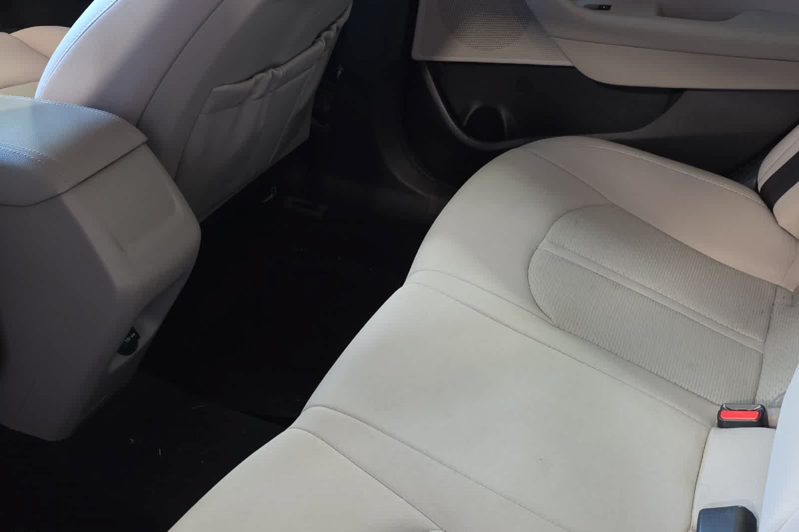 Used 2016 Hyundai Sonata SE FWD image 5