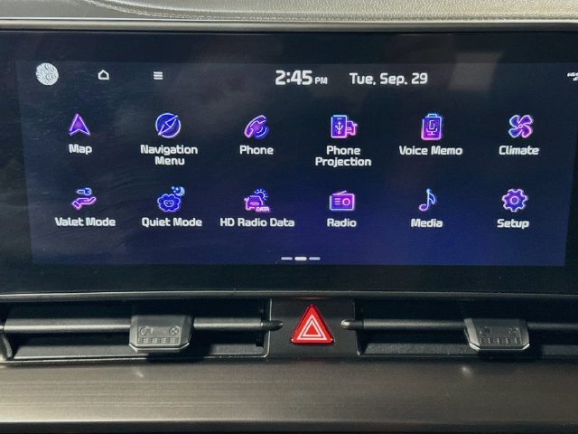 Certified 2025 Kia Sportage EX AWD/4WD image 15