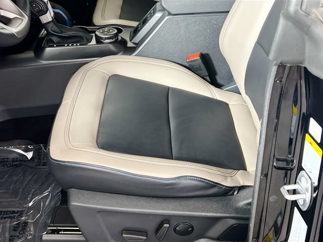 Used 2024 Ford Bronco Wildtrak AWD/4WD image 23