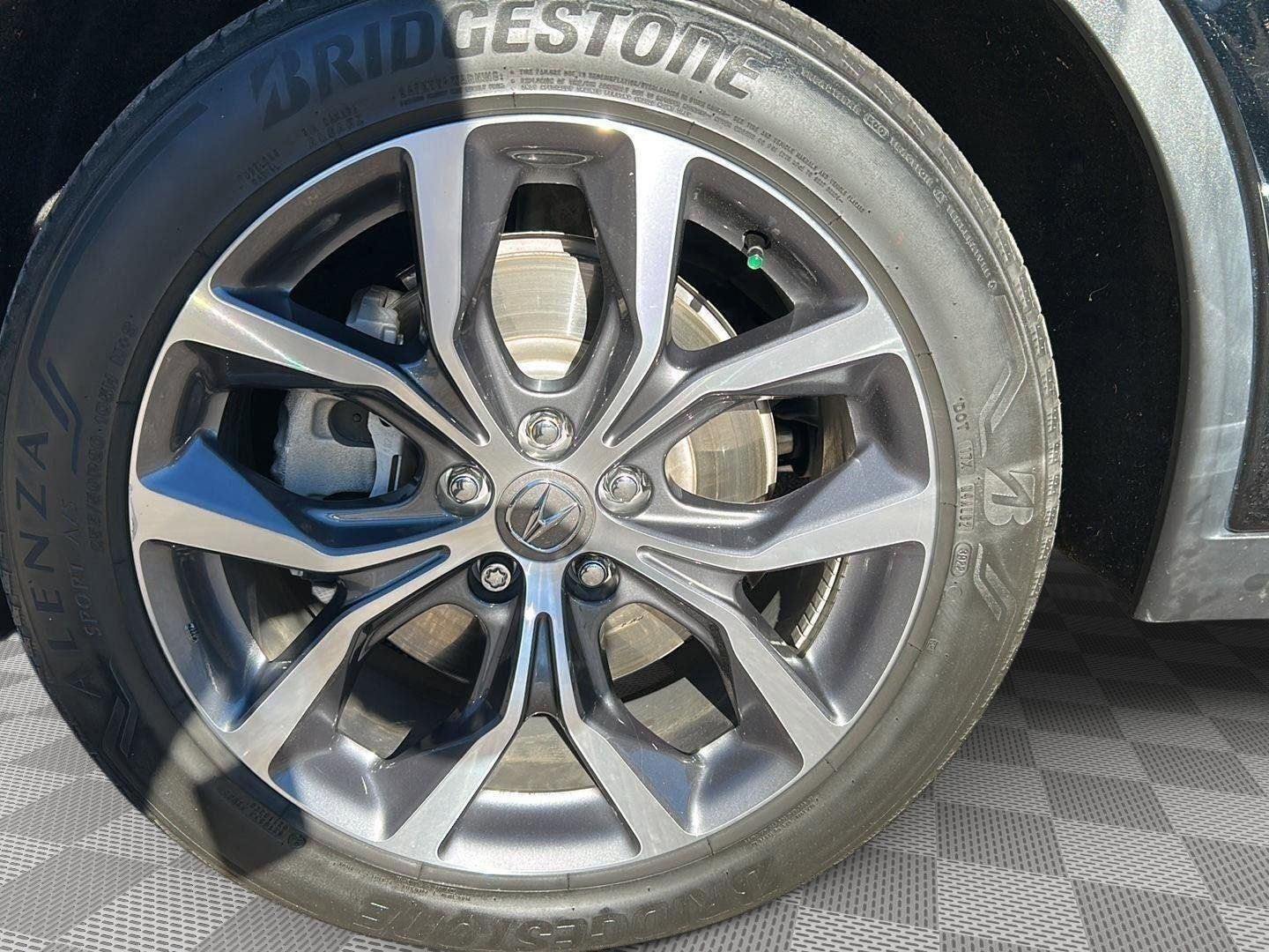 Used 2023 Acura MDX SH-AWD w/ Technology Package image 30