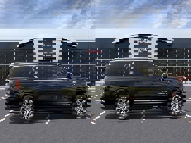 New 2026 GMC Yukon XL Denali w/ Denali Reserve Package AWD/4WD image 5