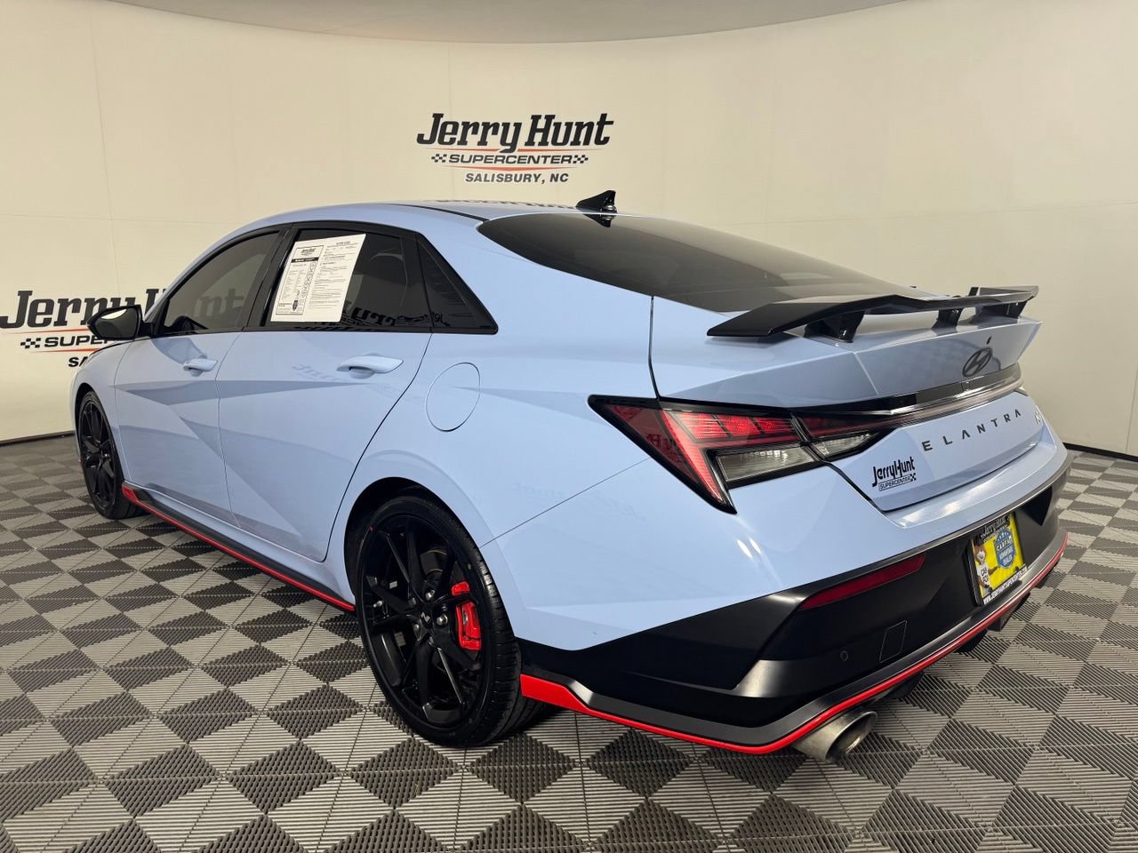 Used 2025 Hyundai Elantra N FWD image 8