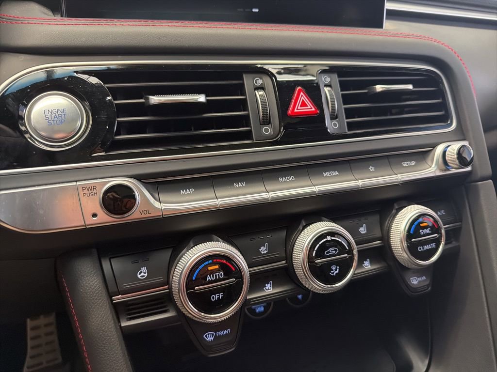 Used 2023 Genesis G70 3.3T w/ Sport Advanced Package image 31